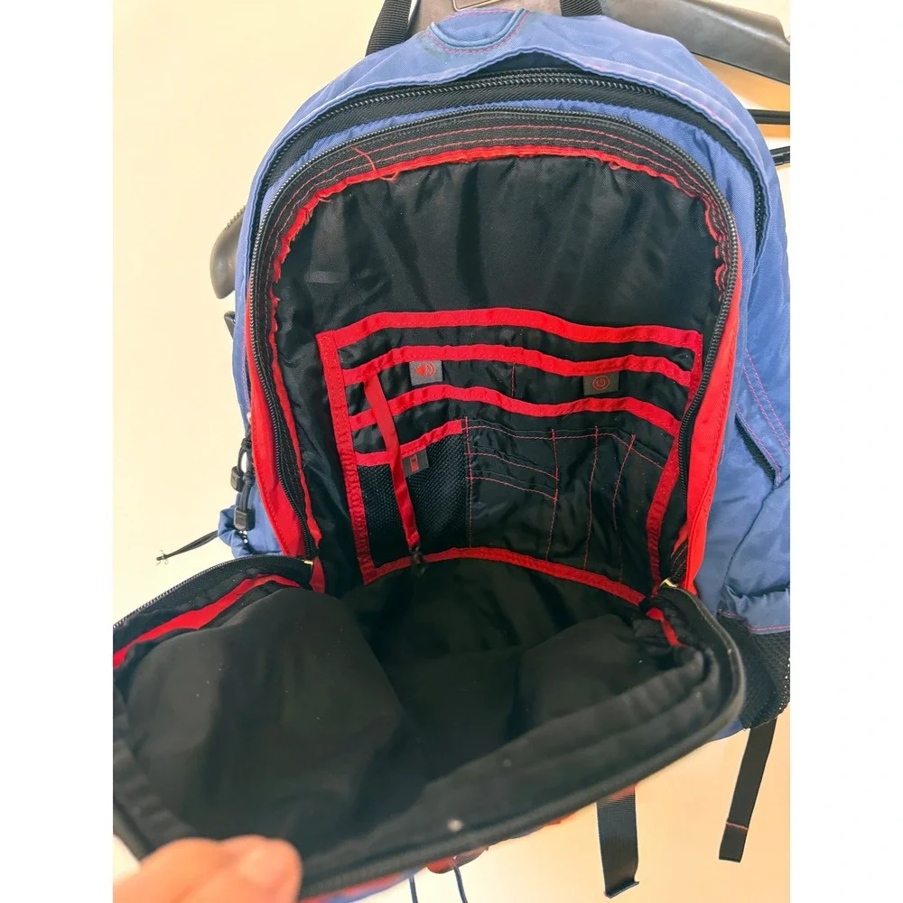 North Face Pahada Backpack Nepal Flag Outdoor Travel Hiking Climbing 1830cu in